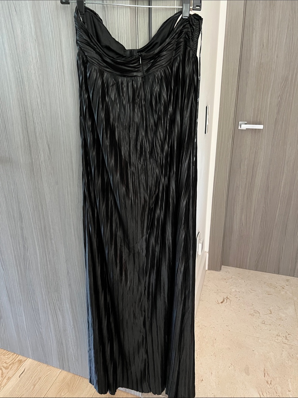NWT LULUS whimsical beauty plisse strapless maxi dress black XL - Picture 4 of 10